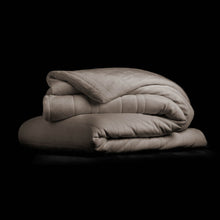 Load image into Gallery viewer, what is a weighted blanket